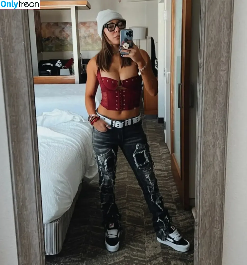 Mia Yim голая photo #0182 (miayimofficial)