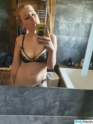 Miaart96 / mia4you4fun / miawild10 / ygfoot nude photo #0074