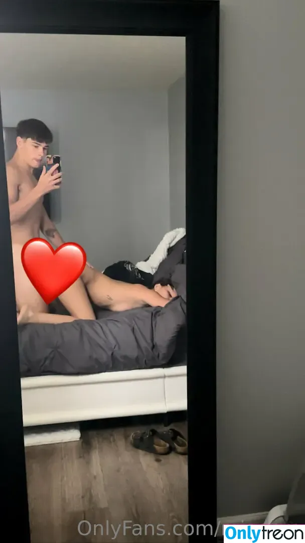 miadora nude photo #0009 (miadoravictoria)
