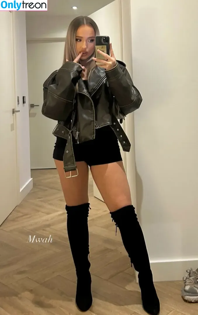Miakaterose голая photo #0027 (miakaterosex)