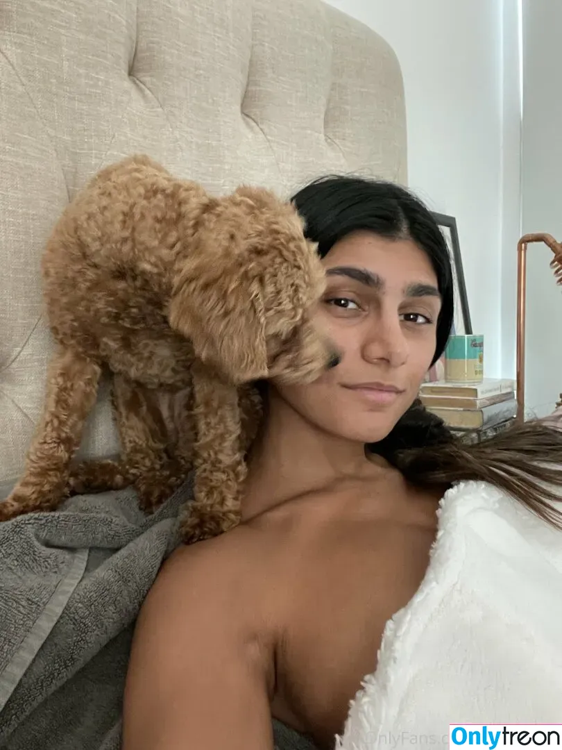 miakhalifa nude photo #0114 (miakhalifa)