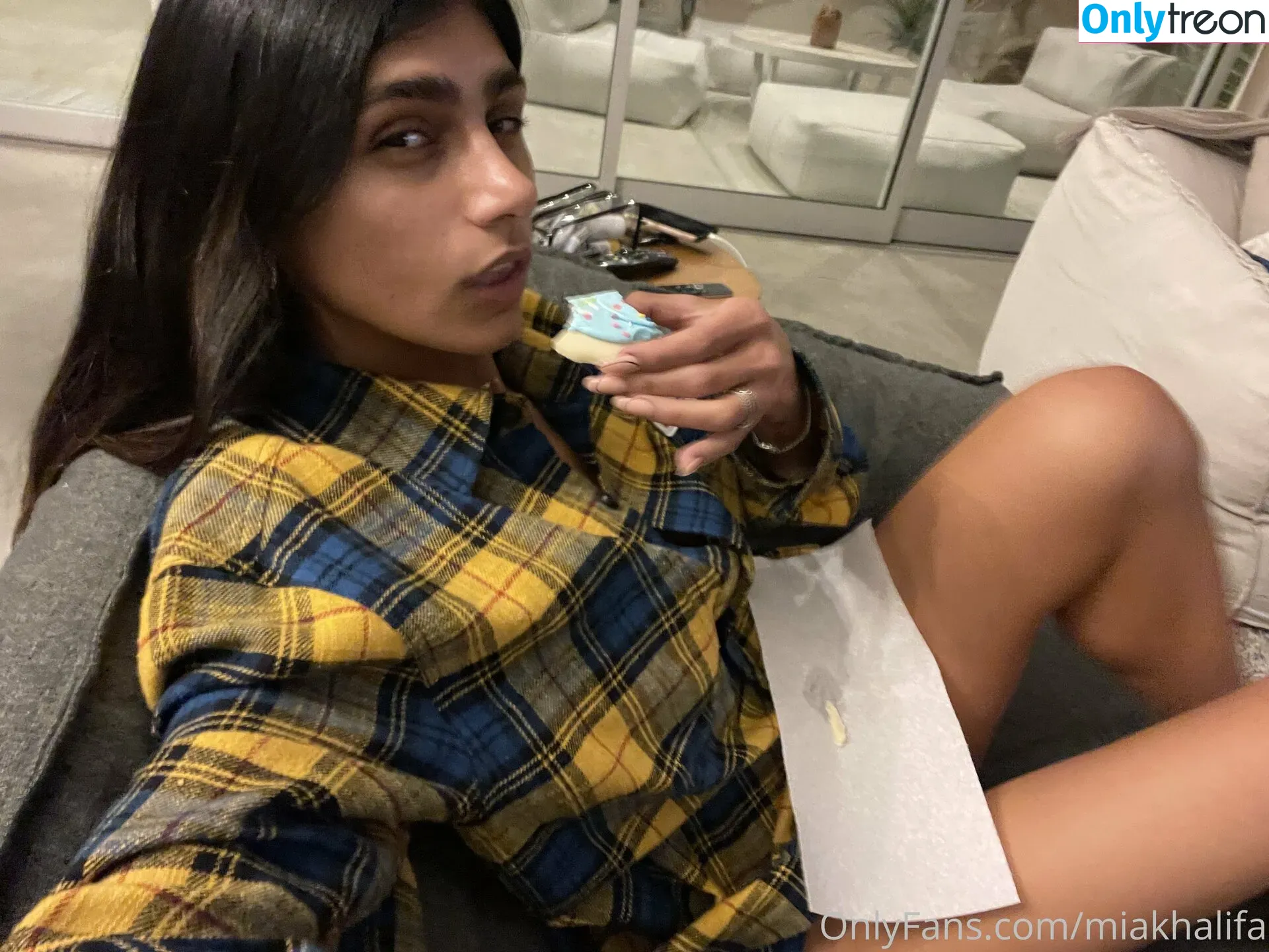 miakhalifa голая photo #0116 (miakhalifa)