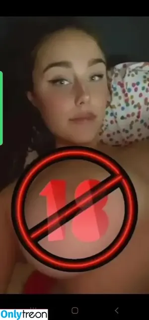 Miamessenger / miaamessenger nude photo #0001