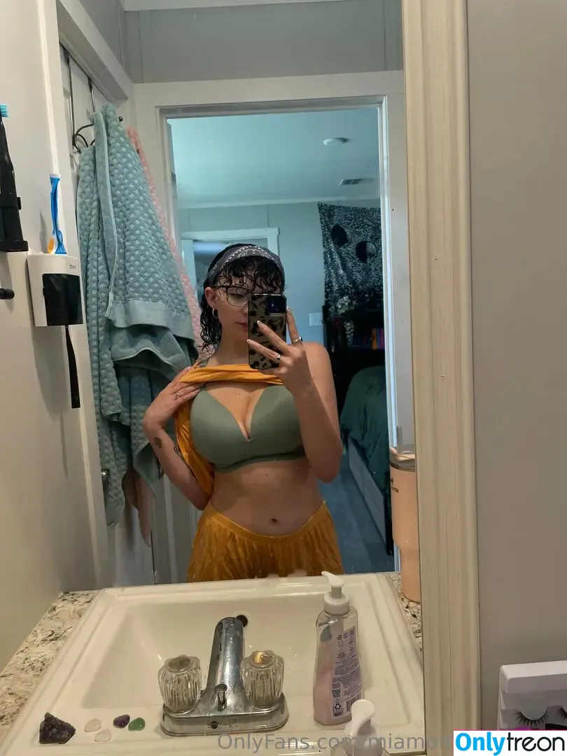 miamommymilkers nude photo #0017 (mommymilkersofficial)