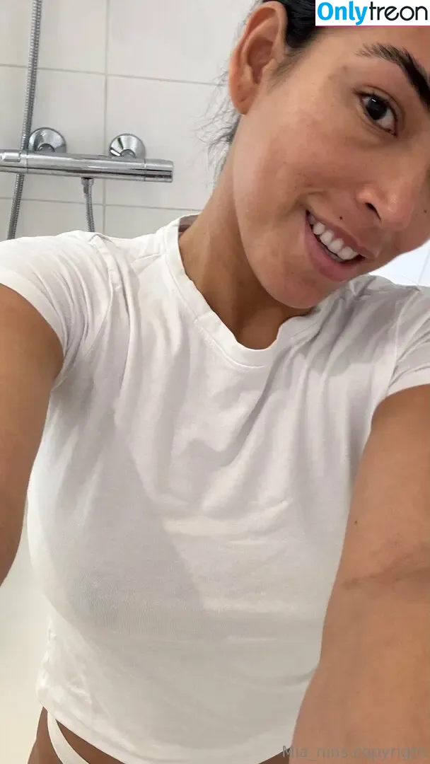 mianins nude photo #0010 (missmianins2024)