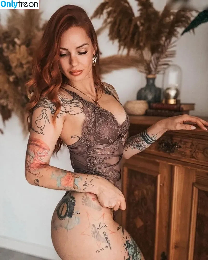 Miaxginger nude photo #0052 (Miaxginger)