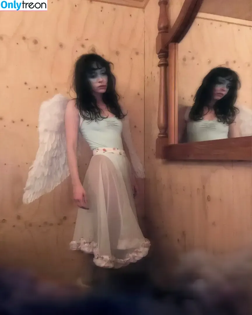 Mica Tenenbaum голая photo #0099 (Magdalena Bay singer / MagdalenaBay)