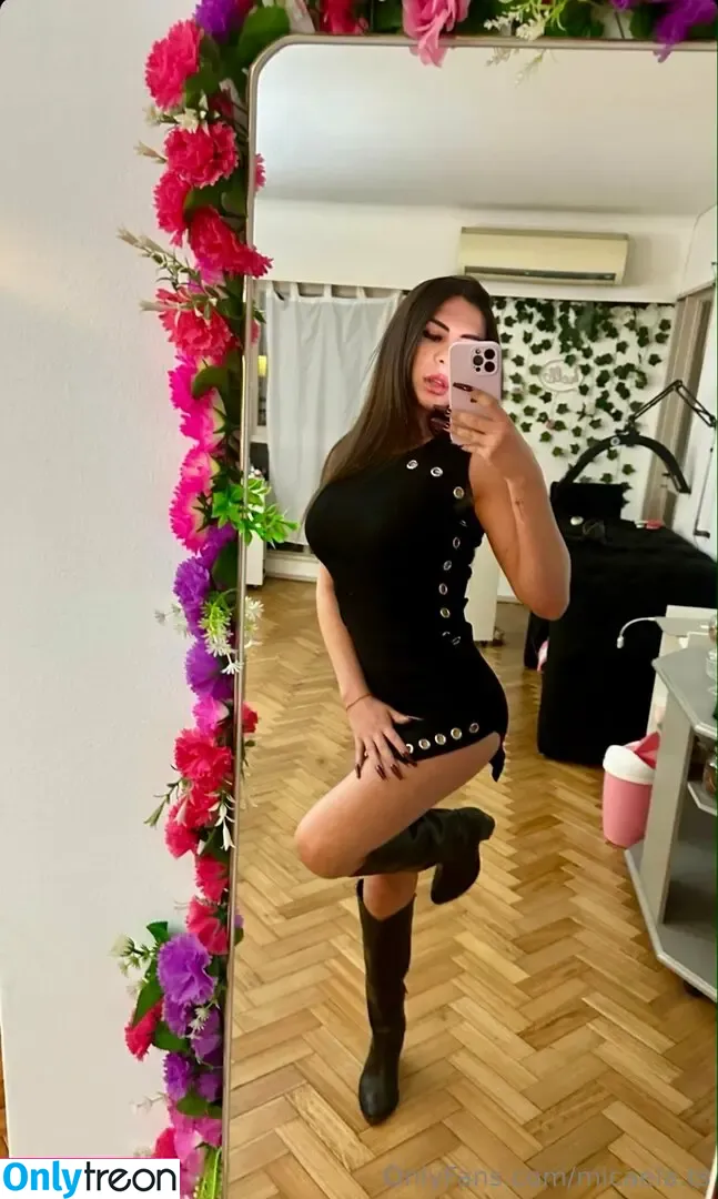 micaela.ts nude photo #0022 (micaela.ts)