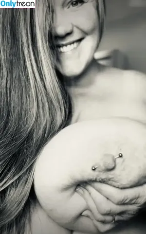 Michele Marie Hartranft / IAmMicheleMarie / michelemarie / michelemariehartranft / micheleonlyfans nude photo #0020