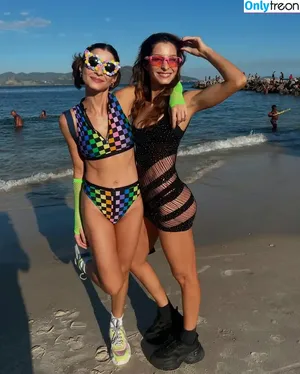 Michelle Batista / gêmea da Giselle / mixabatista фото голая #0161