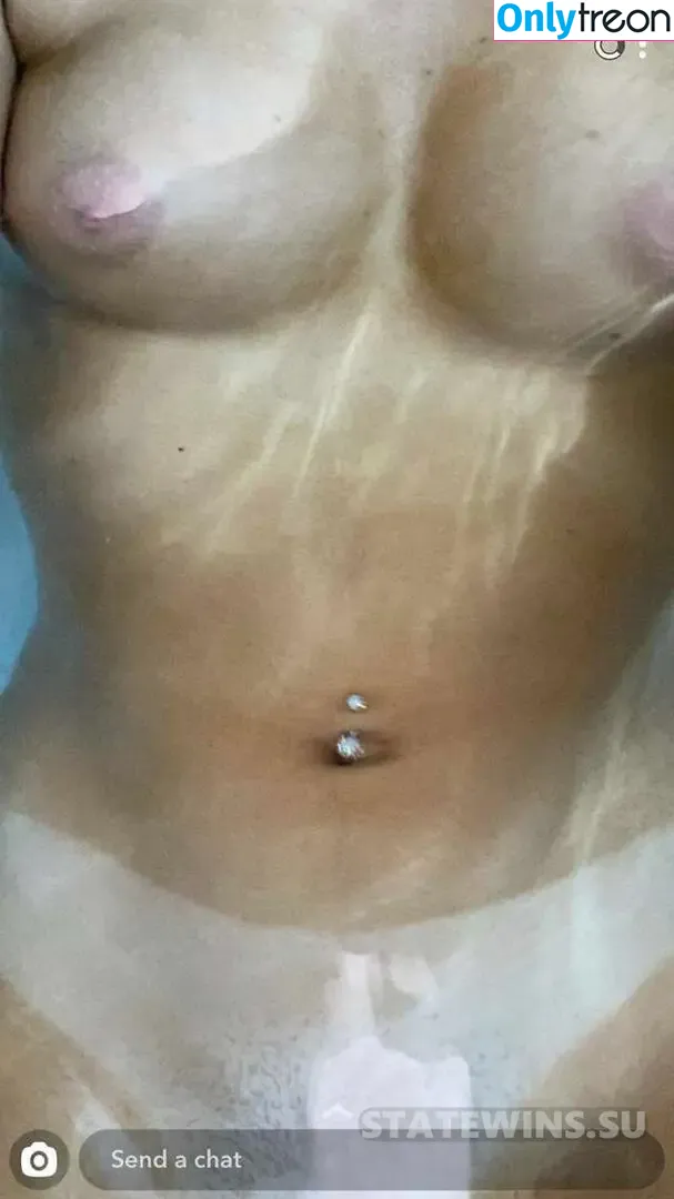 Michelle Ciborowski nude photo #0019 (Maria / michelleciborowski / travelchelle)