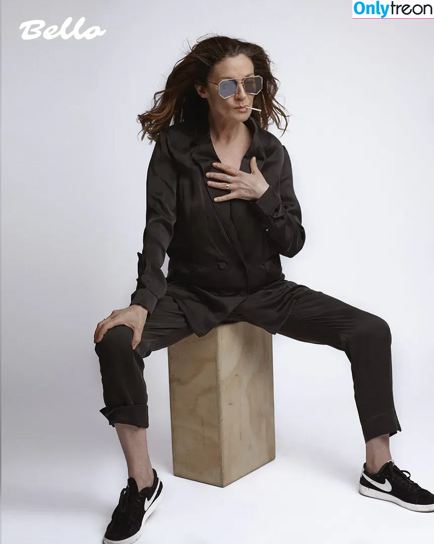 Michelle Gomez голая photo #0010 (michellegomezofficial / u140297820)