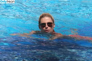 Michelle Hunziker / m_hunziker / therealhunzigram фото голая #0702