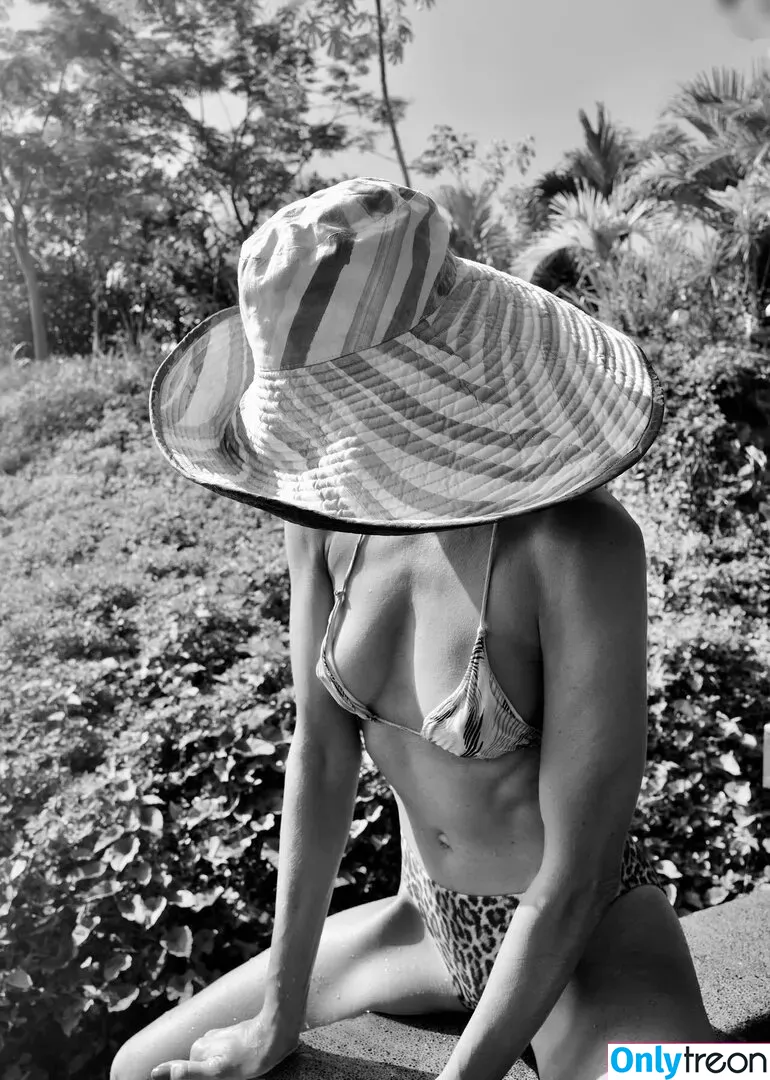 Michelle Monaghan nude photo #0324 (michellemonaghan / realmonaghan)