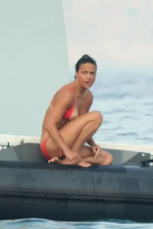 Michelle Rodriguez / michelle_rodriguez / mrodofficial nude photo #0076