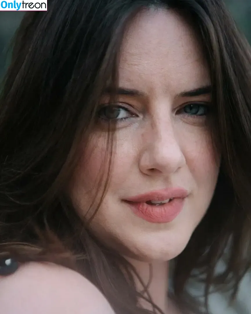 Michelle Ryan nude photo #0097 (michelle_ryan_fanpage / missryanirish)