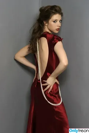 Michelle Trachtenberg / michelletrachtenberg фото голая #0313