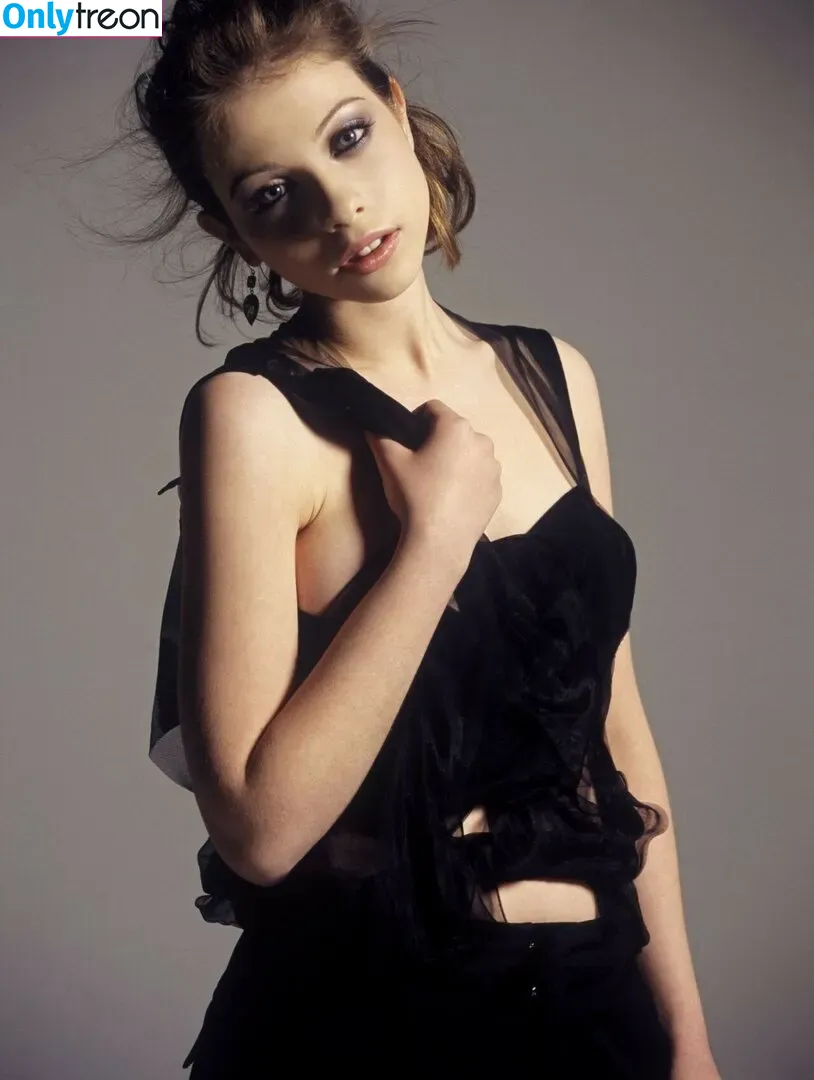 Michelle Trachtenberg nude photo #0180 (michelletrachtenberg)