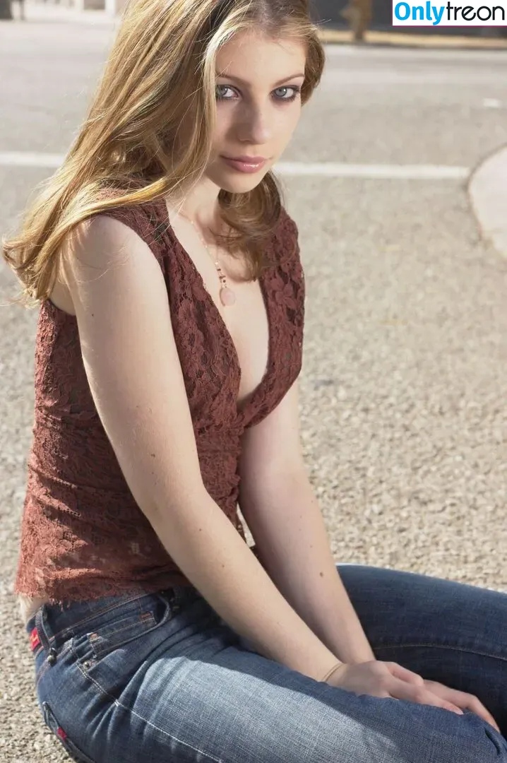 Michelle Trachtenberg nude photo #0188 (michelletrachtenberg)
