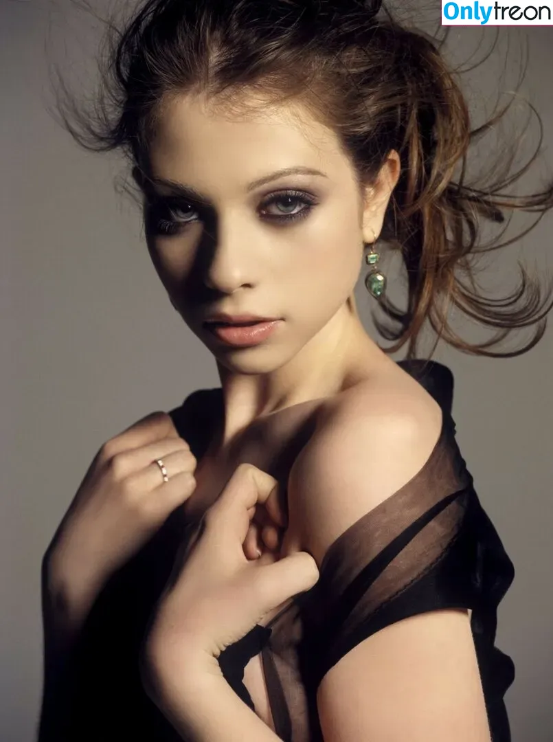 Michelle Trachtenberg nude photo #0193 (michelletrachtenberg)