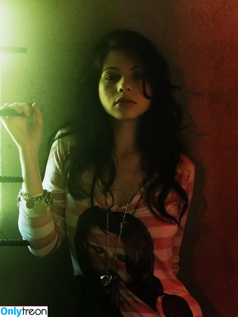 Michelle Trachtenberg nude photo #0300 (michelletrachtenberg)