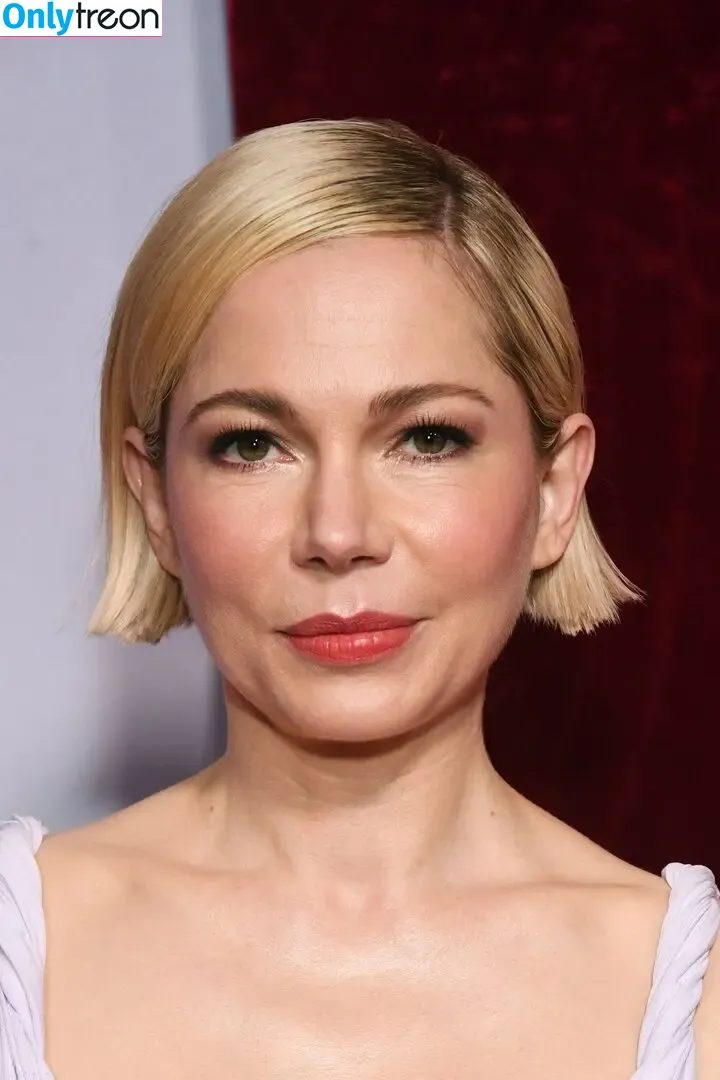 Michelle Williams nude photo #0056 (memichhelle / michellewilliams)