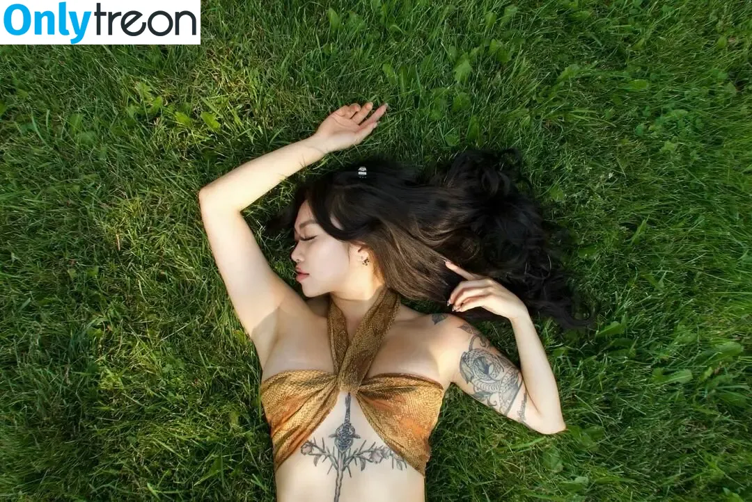 Michelle Yee голая photo #0001 (sitrisodom)