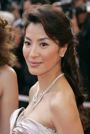 Michelle Yeoh / michelleyeoh_official фото голая #0034