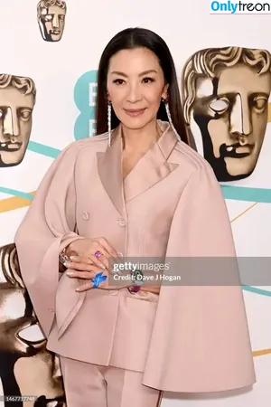 Michelle Yeoh / michelleyeoh_official nude photo #0136