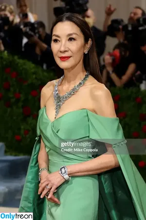 Michelle Yeoh / michelleyeoh_official nude photo #0144