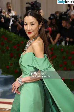 Michelle Yeoh / michelleyeoh_official nude photo #0145