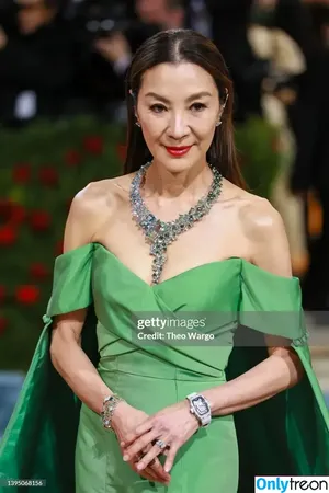 Michelle Yeoh / michelleyeoh_official nude photo #0146