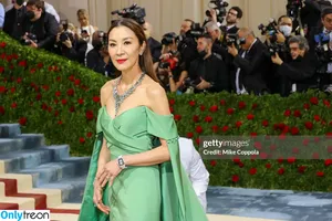 Michelle Yeoh / michelleyeoh_official nude photo #0147