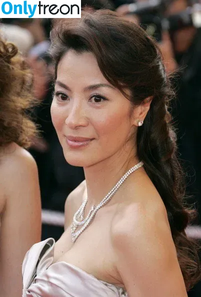 Michelle Yeoh голая photo #0034 (michelleyeoh_official)