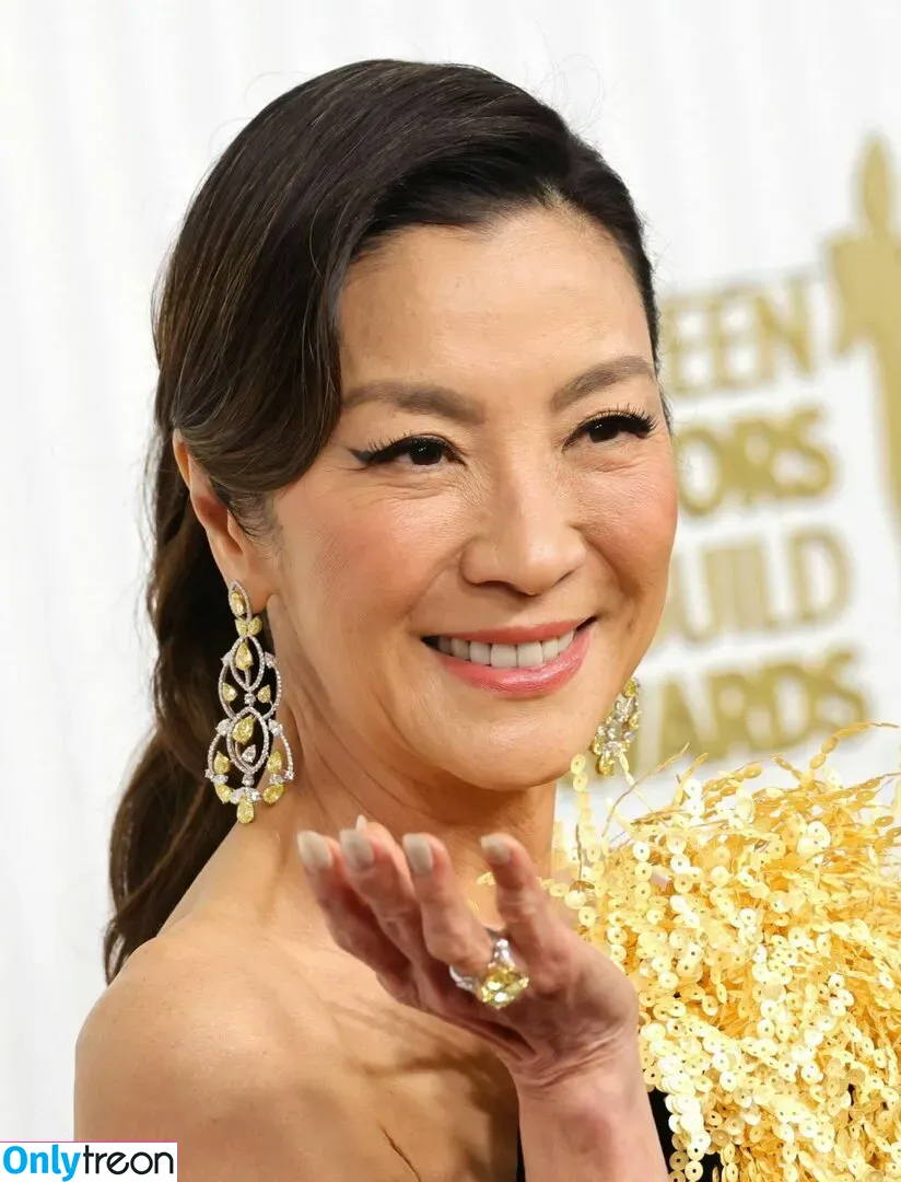 Michelle Yeoh голая photo #0075 (michelleyeoh_official)