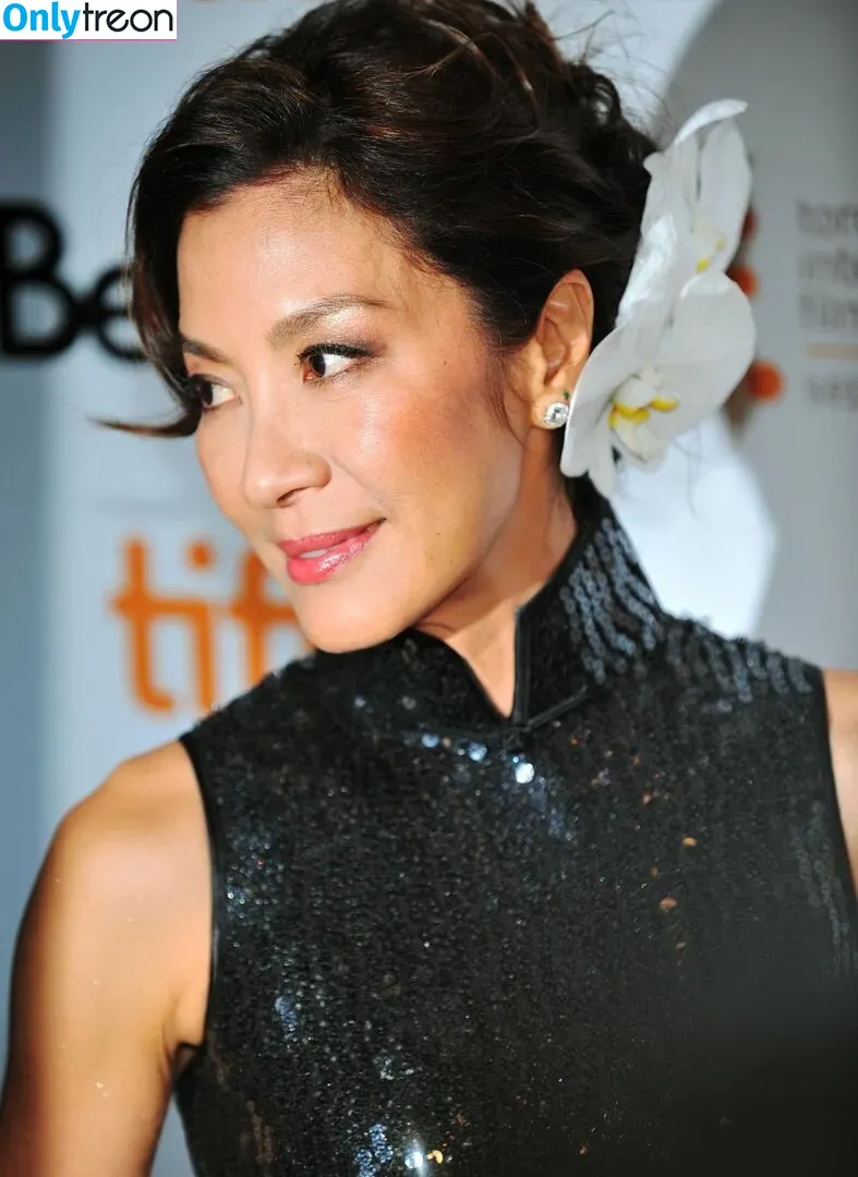 Michelle Yeoh голая photo #0078 (michelleyeoh_official)