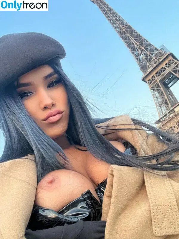 Michelleerabbit голая photo #0001 (oficialmichellee)