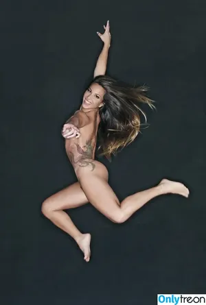 Michelly Crisfepe / michellyoficial nude photo #0013