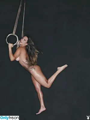Michelly Crisfepe / michellyoficial nude photo #0021