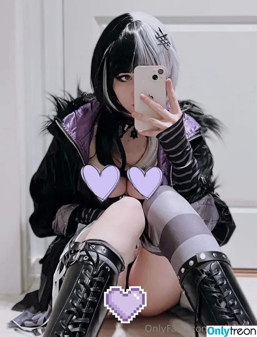 michigocos голая photo #0012 (michigocos)