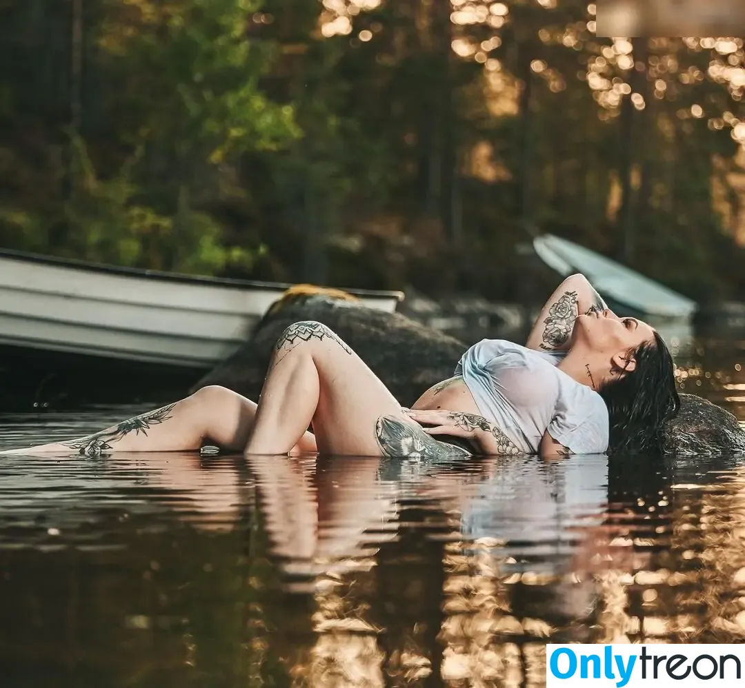 Mickan Haglund nude photo #0015 (inkedw0man / mickanhaglund)