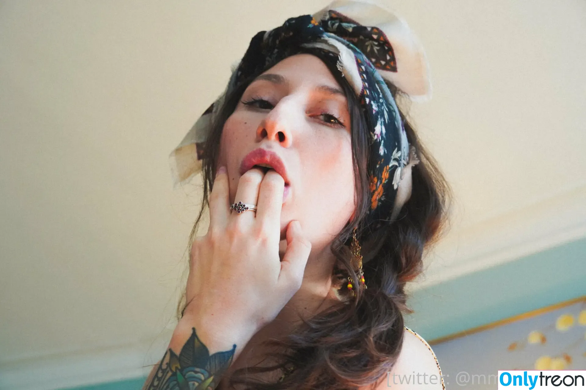 mickeyisaperv.info nude photo #0037 (mickeyisagremlin)