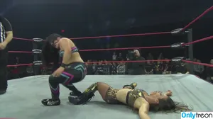 Mickie James / michelejames / themickiejames nude photo #0391