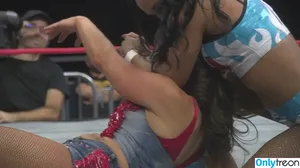 Mickie James / michelejames / themickiejames nude photo #0440
