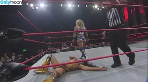 Mickie James / michelejames / themickiejames nude photo #0474
