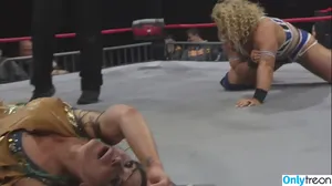 Mickie James / michelejames / themickiejames nude photo #0490