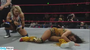 Mickie James / michelejames / themickiejames nude photo #0509