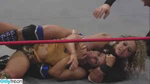 Mickie James / michelejames / themickiejames nude photo #0531