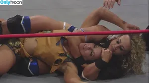 Mickie James / michelejames / themickiejames nude photo #0532