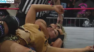 Mickie James / michelejames / themickiejames nude photo #0536